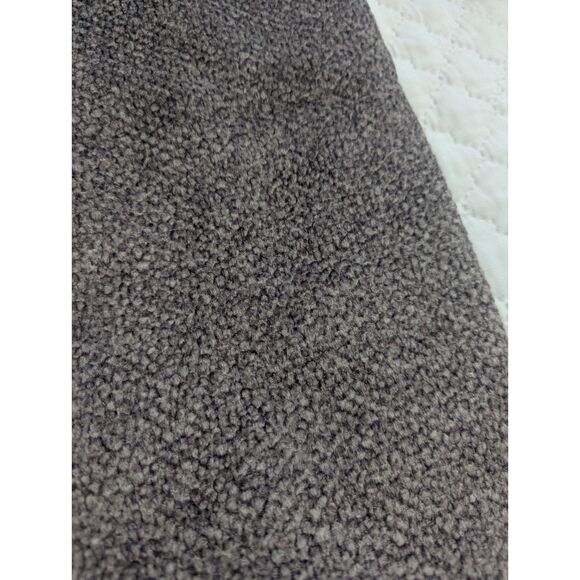 🛋️ Boucle Throw Pillow Covers Set of 2 Light Grey 18x18 New - Picture 4 of 5